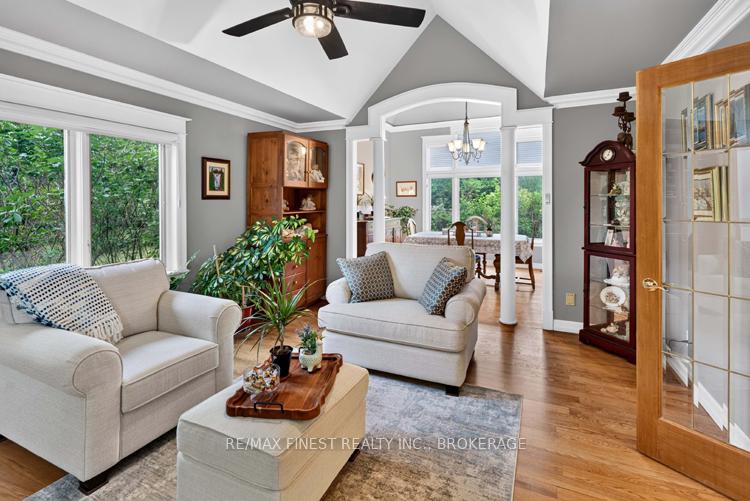 Photo 9 of 2038 Valleyview Drive, Frontenac, Frontenac South — HOMEH