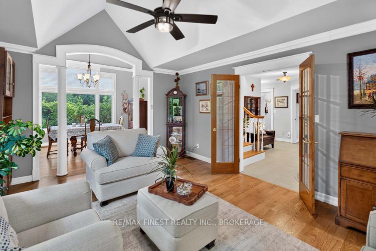 Photo 10 of 2038 Valleyview Drive, Frontenac, Frontenac South — HOMEH