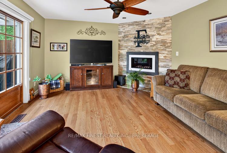 Photo 23 of 2038 Valleyview Drive, Frontenac, Frontenac South — HOMEH