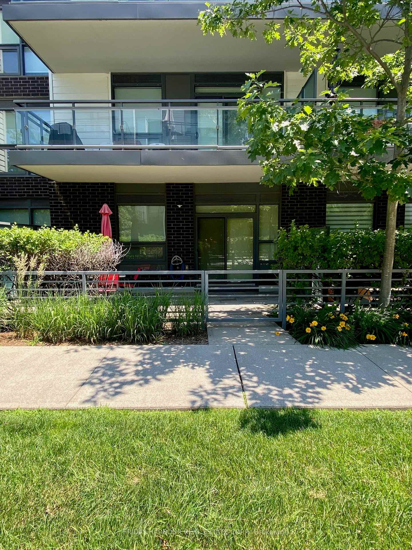 Photo 5 of 271 Sea Ray Avenue, Innisfil, Rural Innisfil — HOMEH
