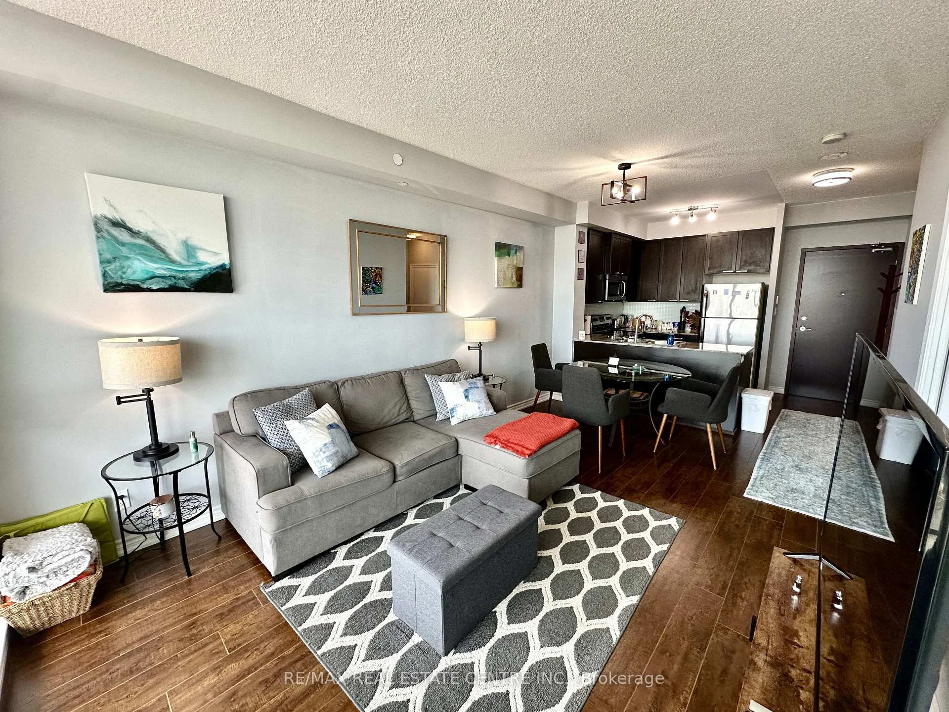 Photo 3 of Unit 1806, 1328 Birchmount Road, Scarborough, Wexford-Maryvale — HOMEH