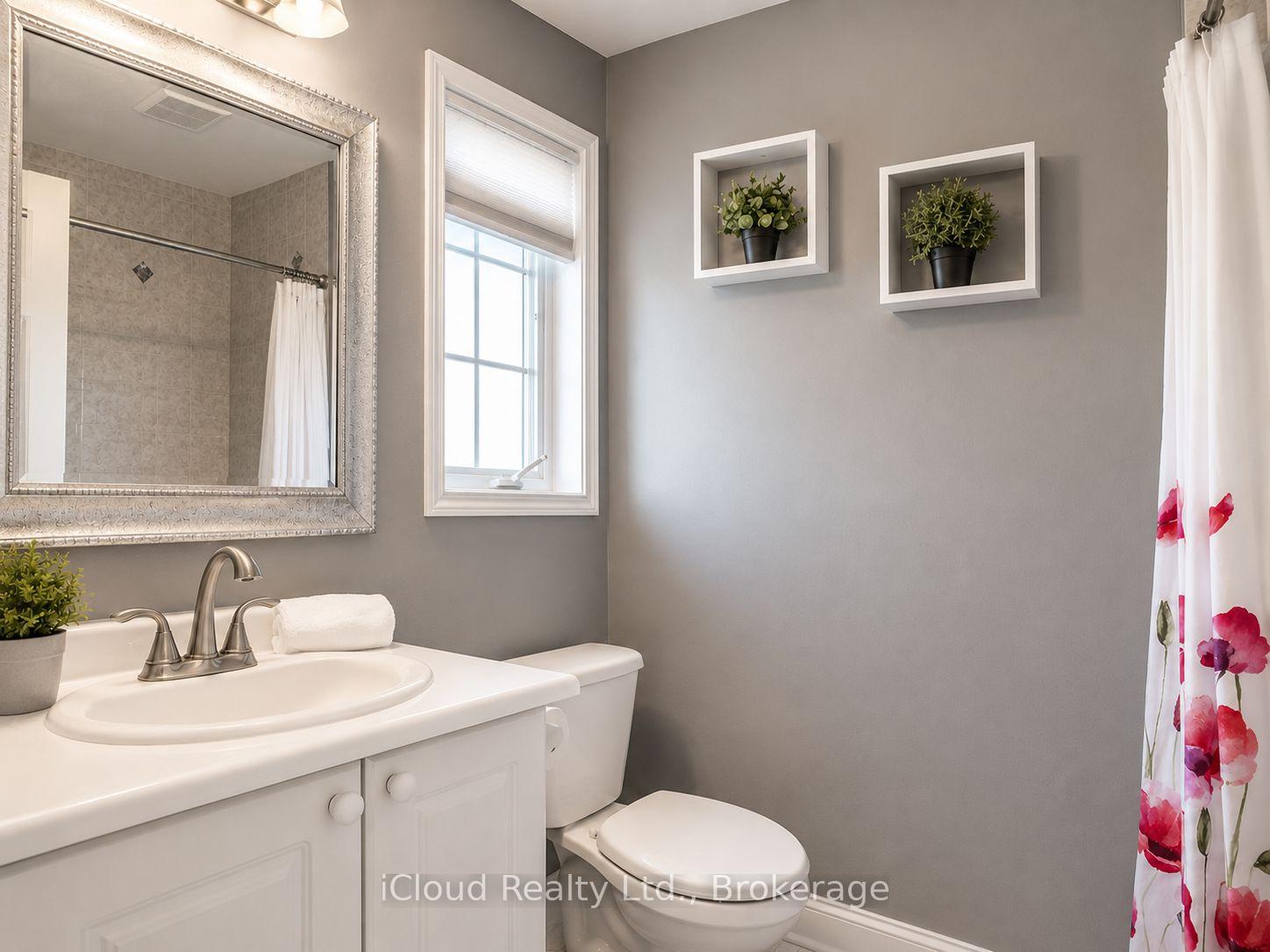 Photo 10 of 629 Angela Court, Burlington, Shoreacres — HOMEH