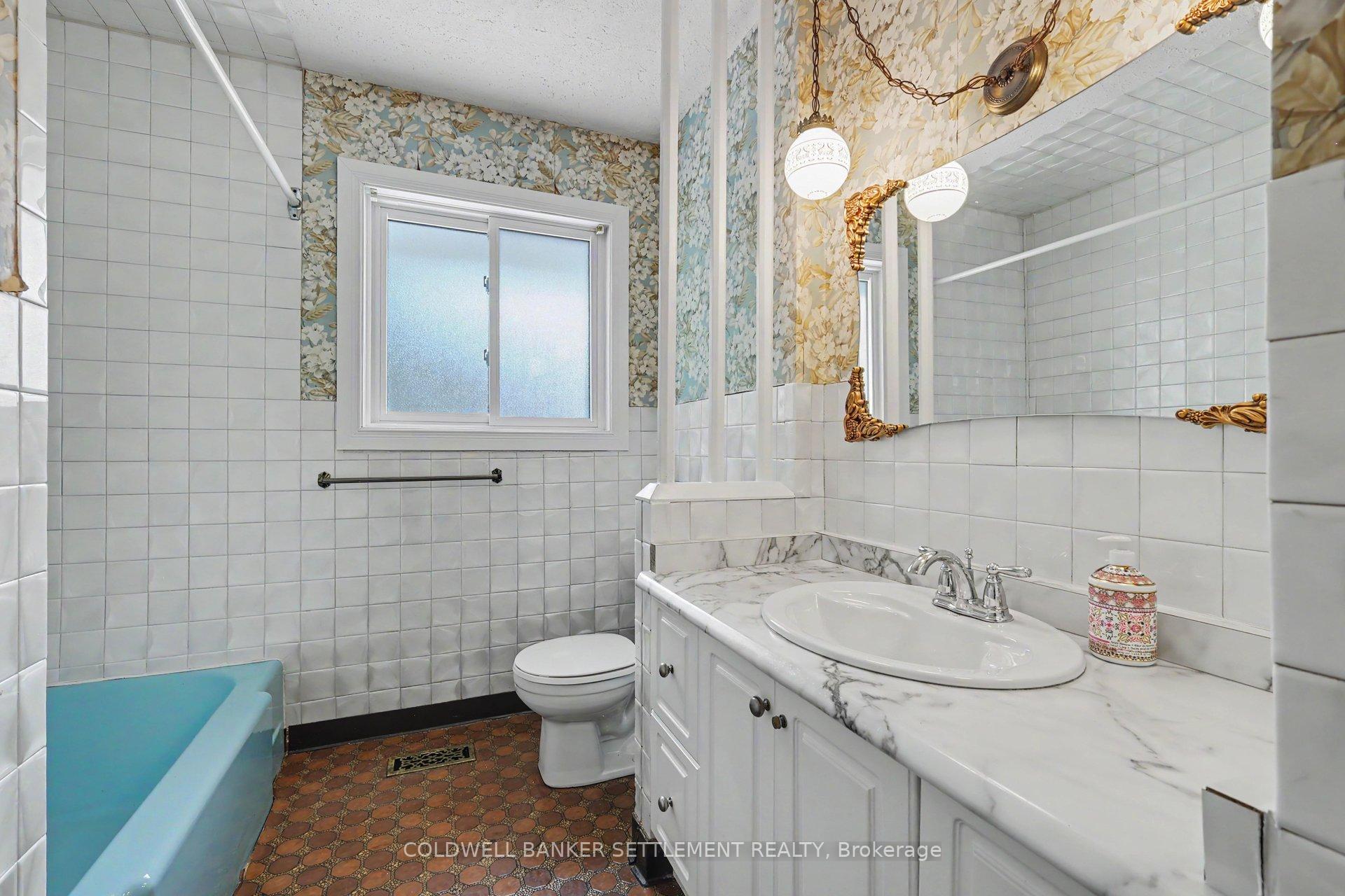 Photo 14 of 6 Glenview Crescent, Perth, Perth — HOMEH