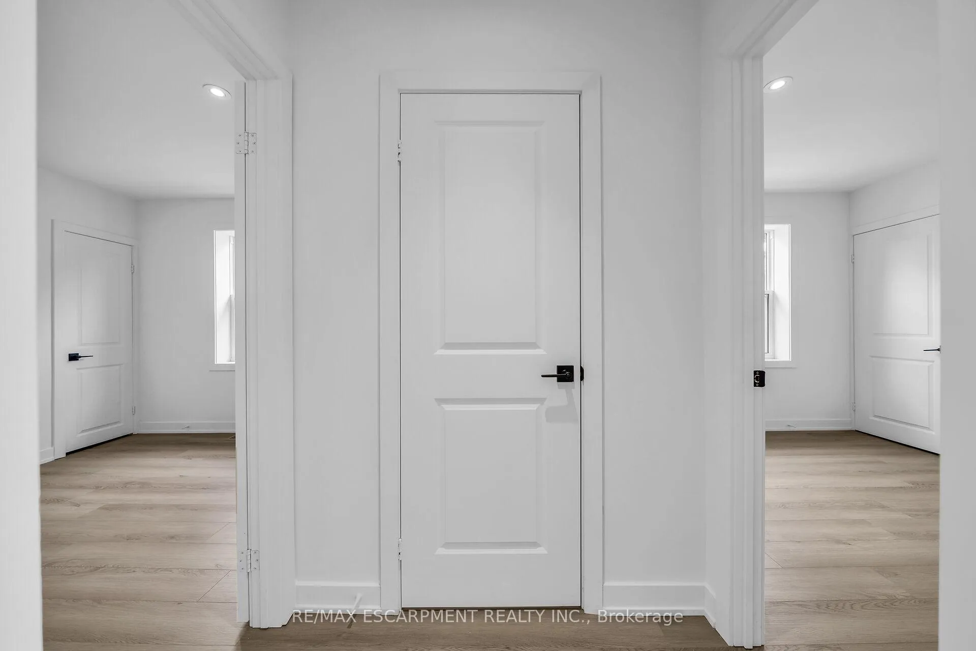 Photo 13 of 875 Fennell Avenue E, Hamilton, Raleigh — HOMEH