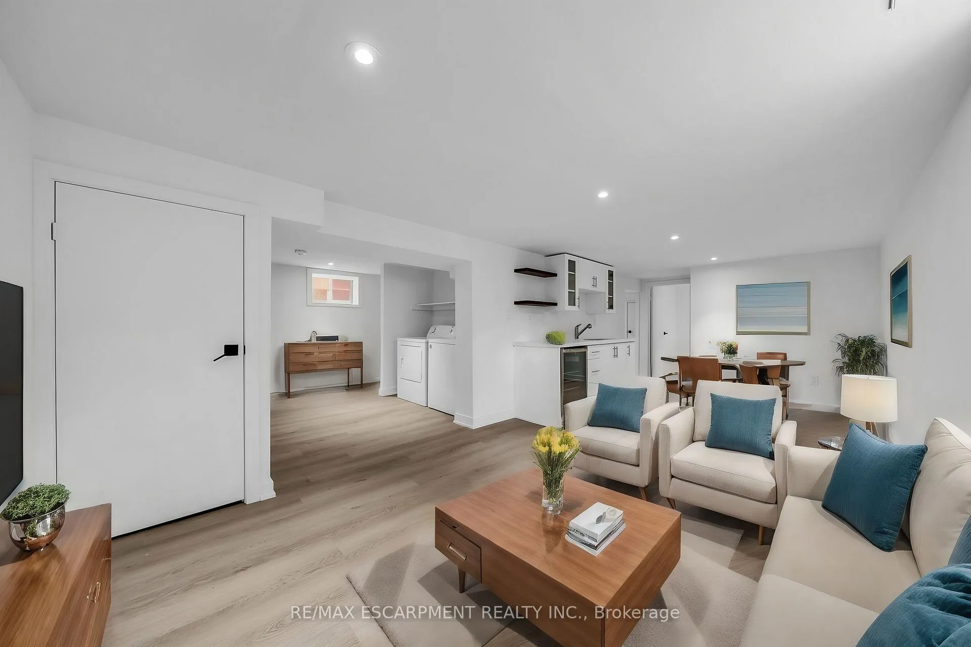 Photo 18 of 875 Fennell Avenue E, Hamilton, Raleigh — HOMEH