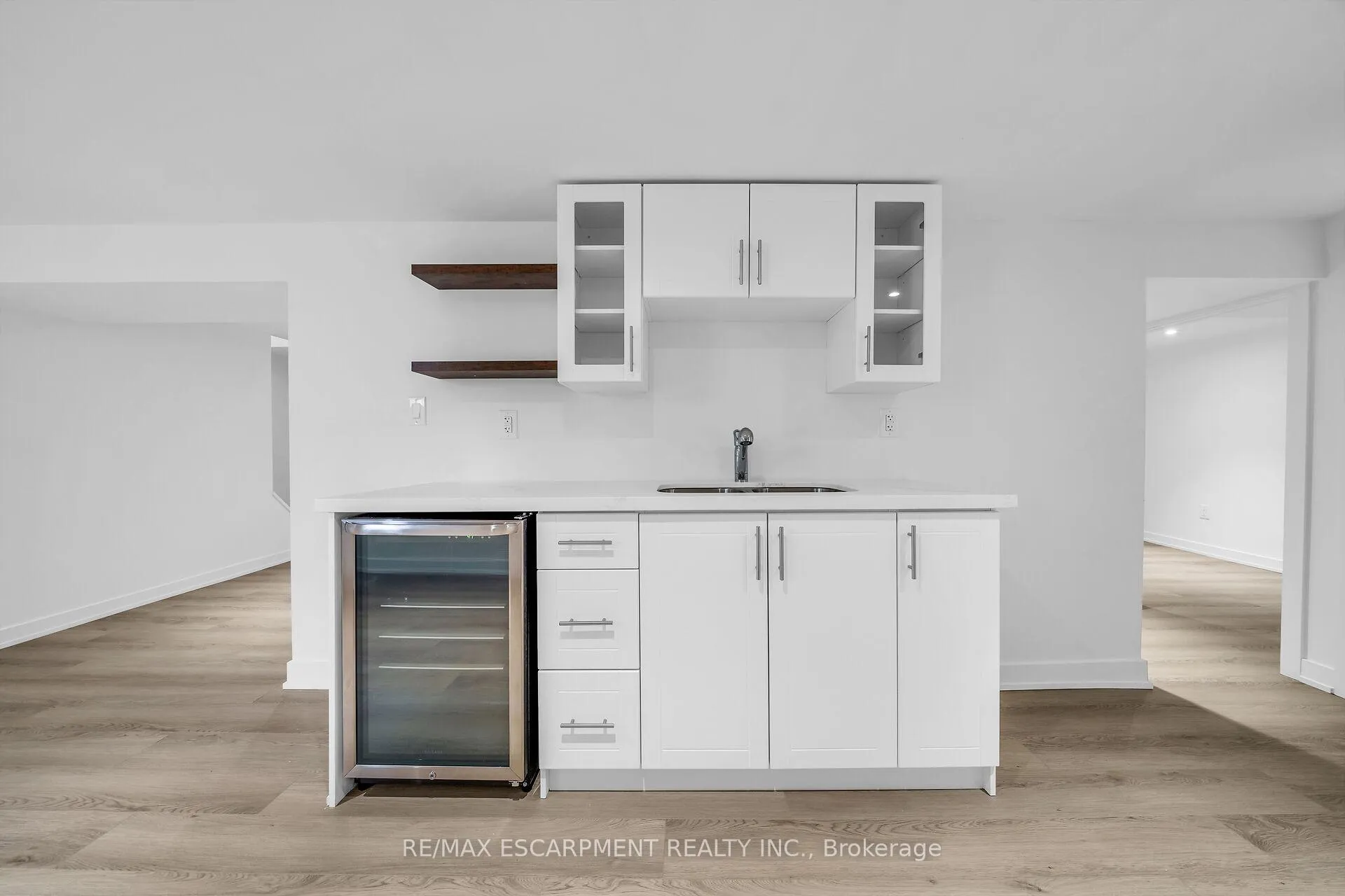Photo 20 of 875 Fennell Avenue E, Hamilton, Raleigh — HOMEH