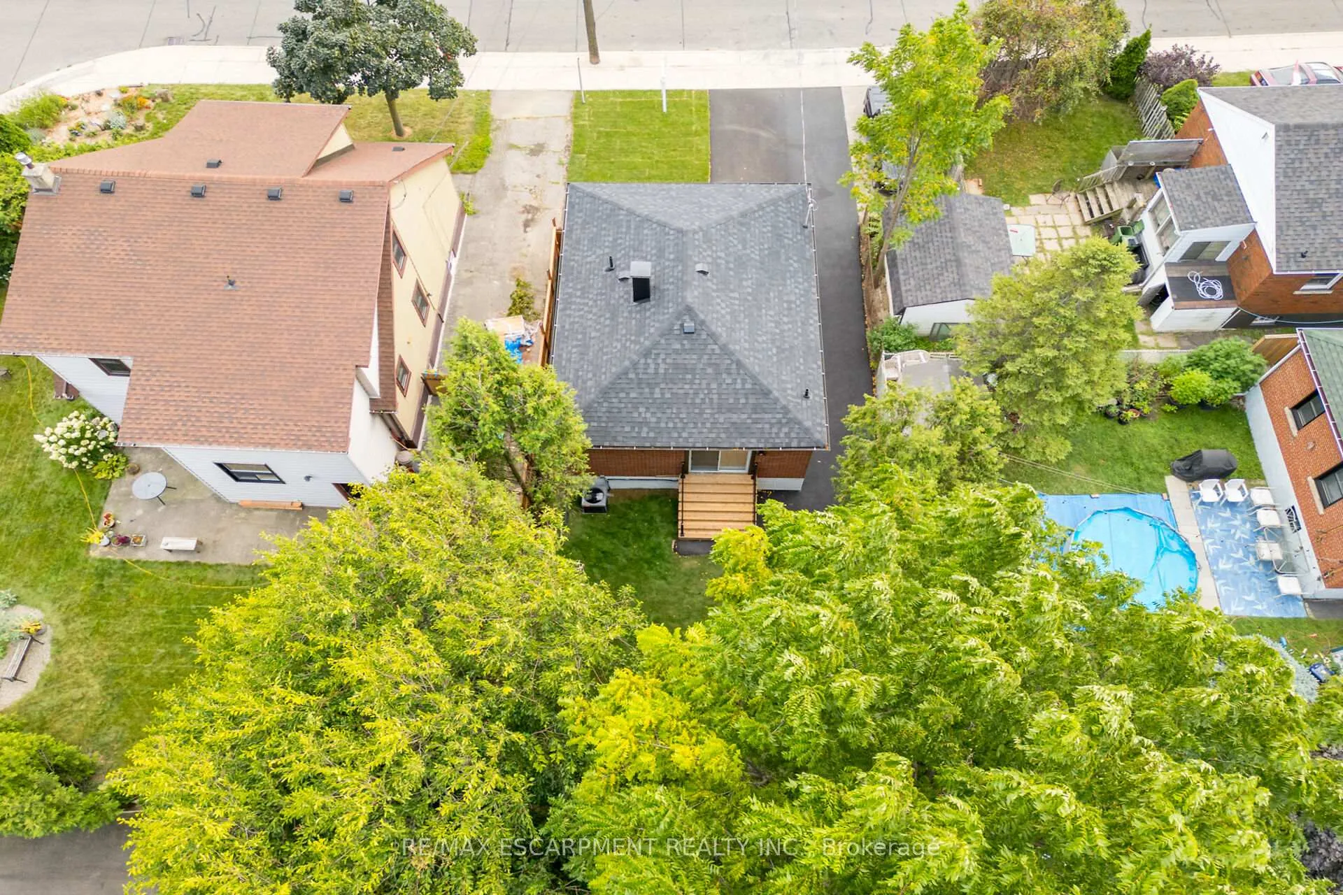 Photo 37 of 875 Fennell Avenue E, Hamilton, Raleigh — HOMEH