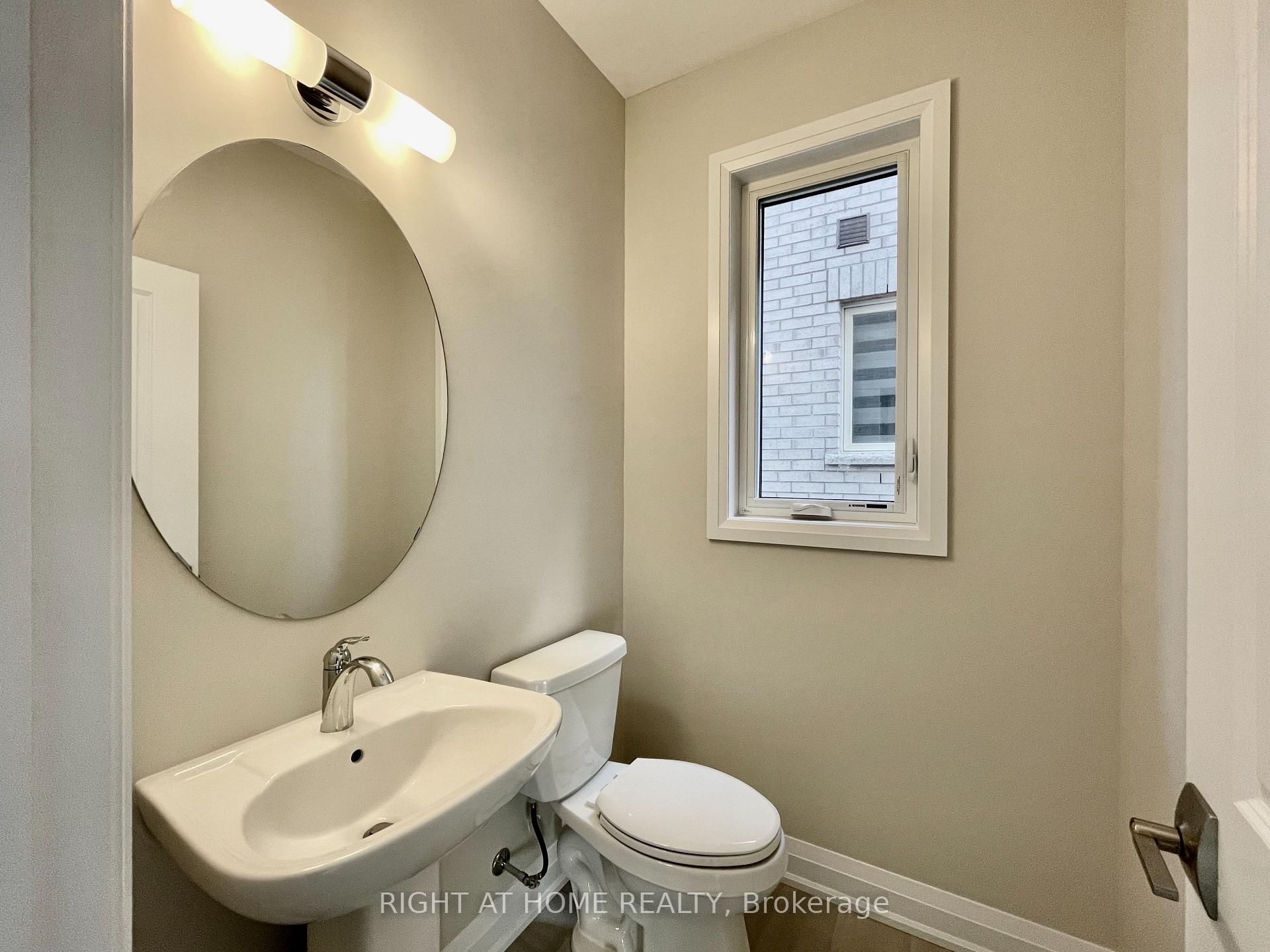 Photo 4 of 12 Sweet Cicely Street, Springwater, Midhurst — HOMEH