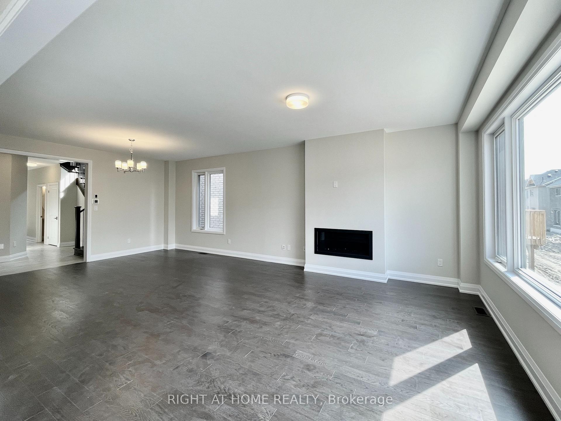 Photo 13 of 12 Sweet Cicely Street, Springwater, Midhurst — HOMEH