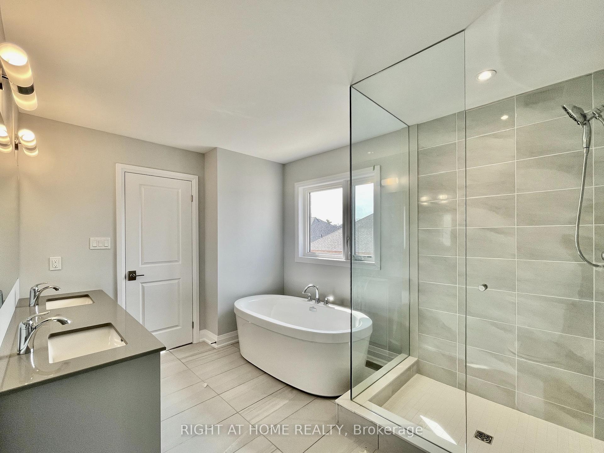 Photo 17 of 12 Sweet Cicely Street, Springwater, Midhurst — HOMEH