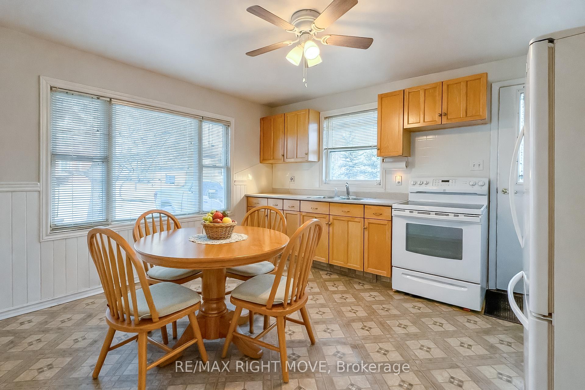 Photo 4 of 2344 12 Highway, Ramara, Brechin — HOMEH