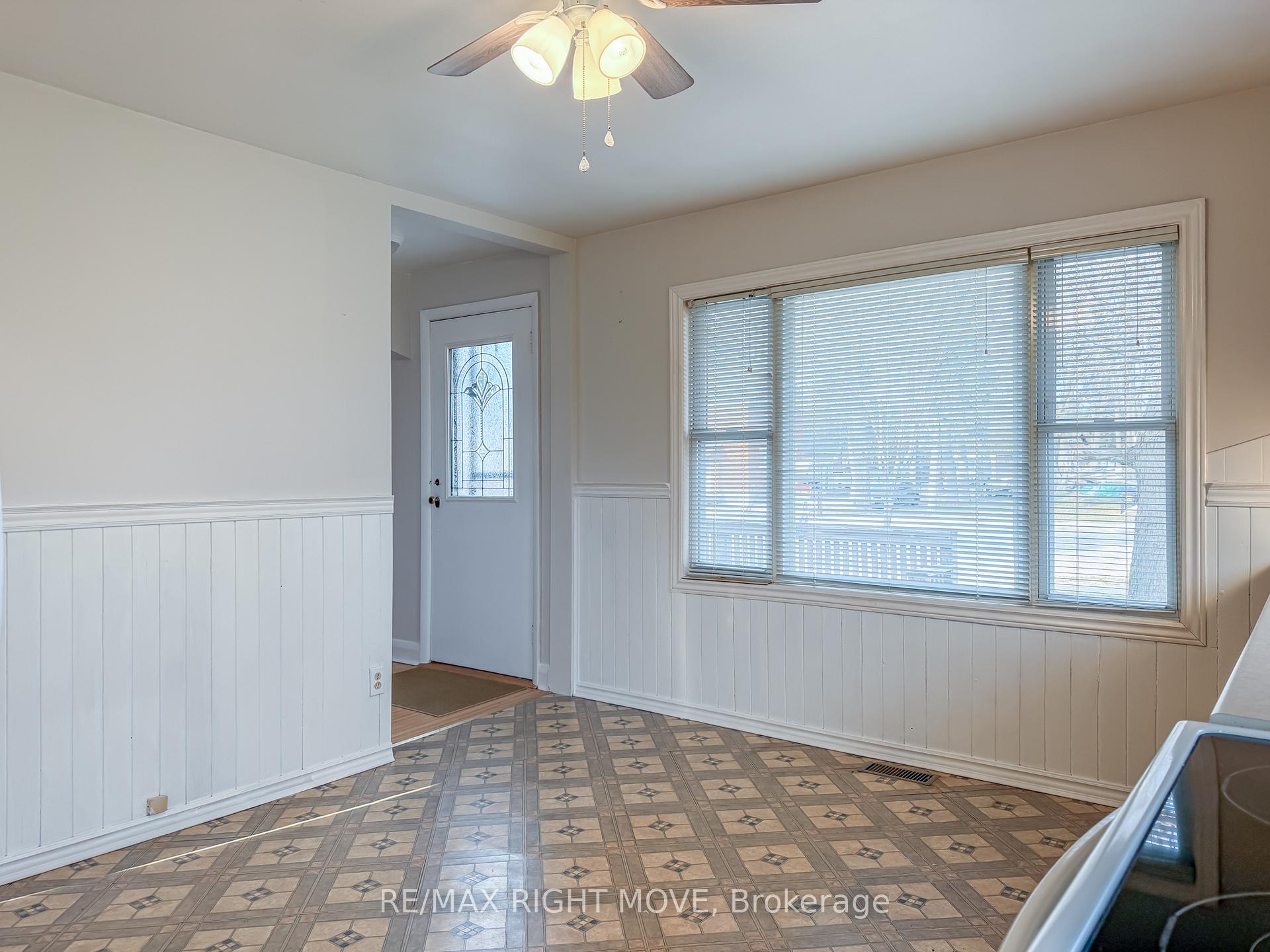 Photo 7 of 2344 12 Highway, Ramara, Brechin — HOMEH