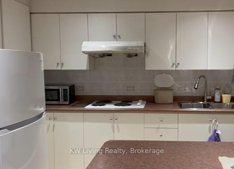 Photo 5 of Unit Bsmt, 281 Weldrick Road E, Richmond Hill, Observatory — HOMEH