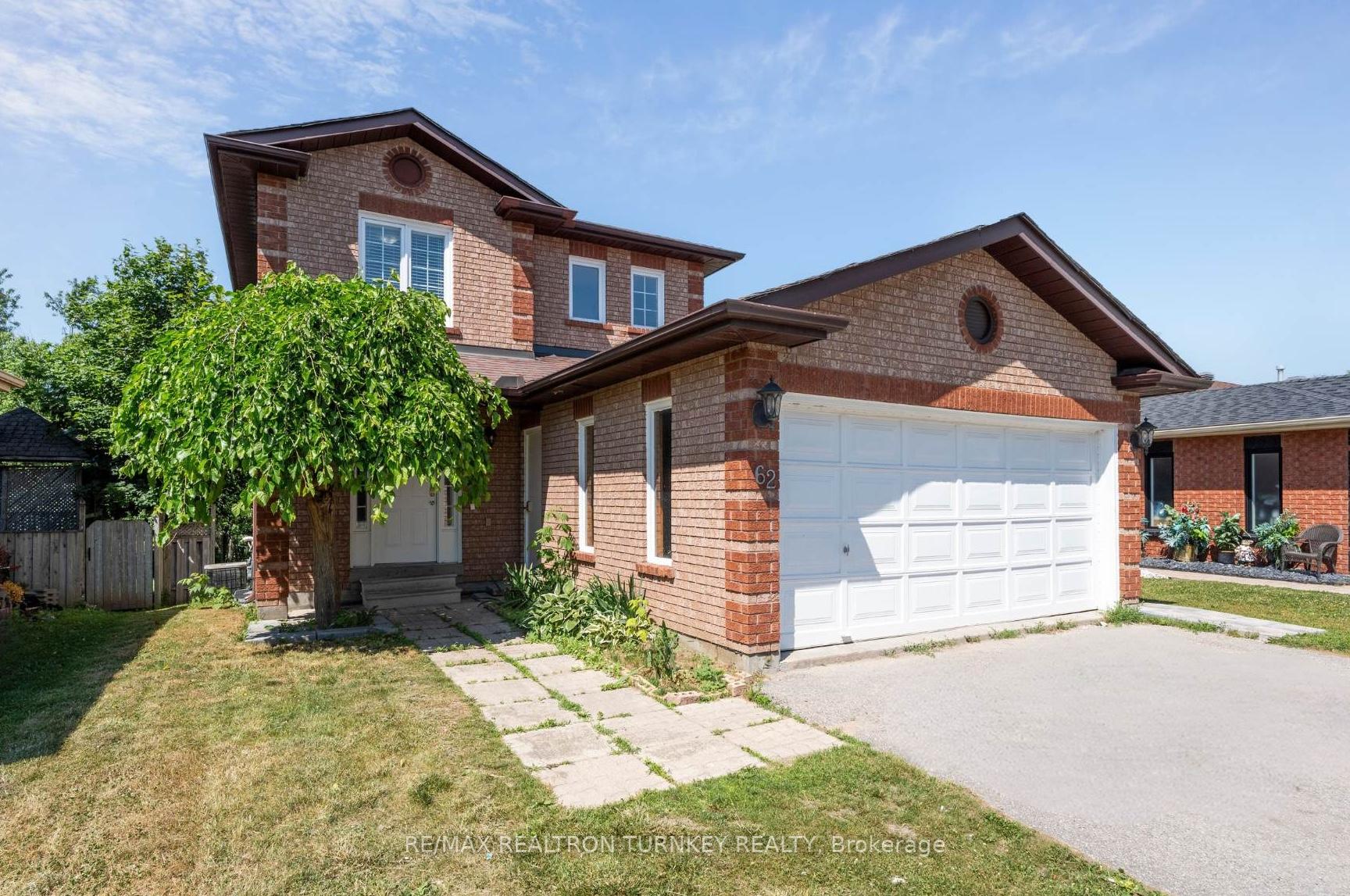 Front of Unit Upper, 62 Arthur Avenue