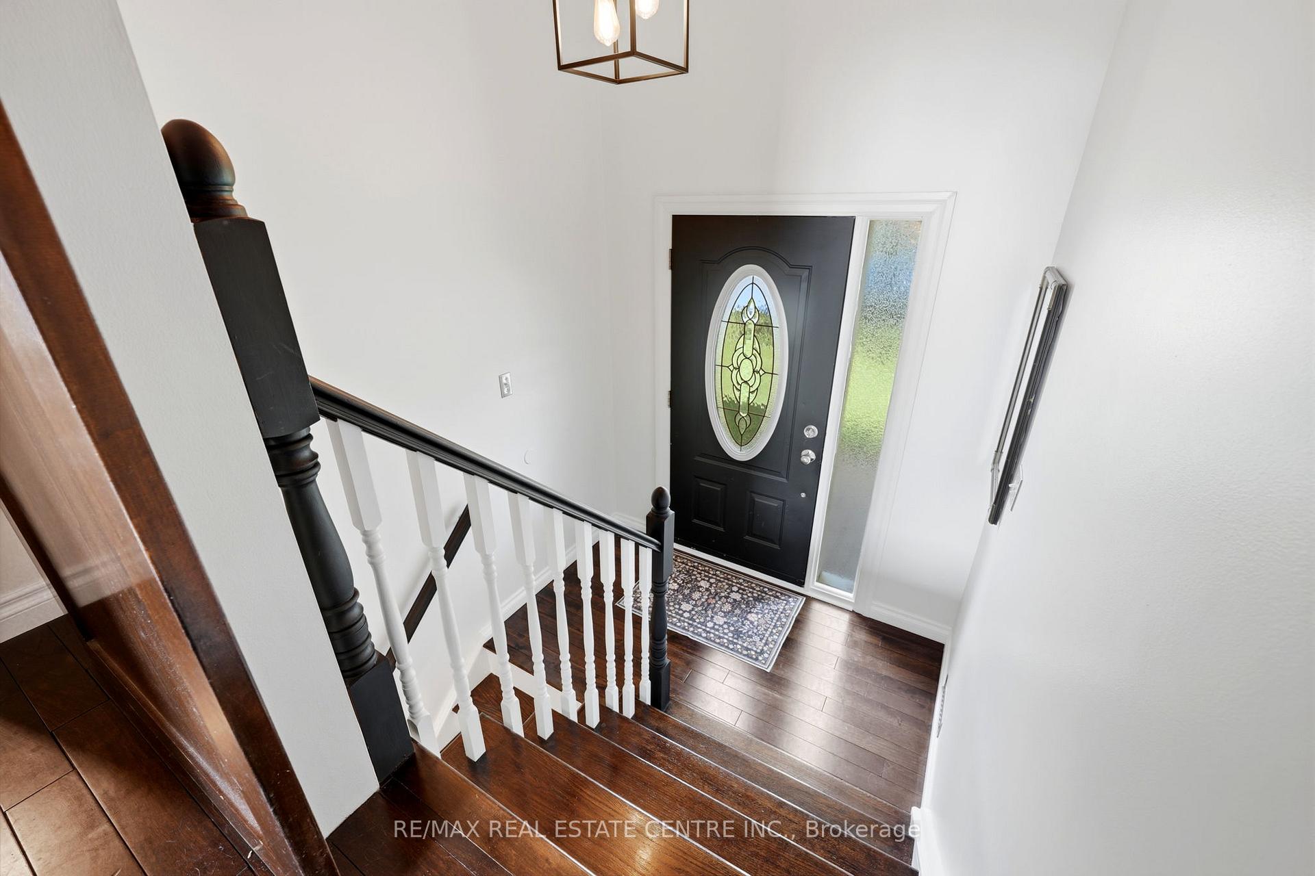 Photo 6 of 13 Douglas Crescent, Erin, Rural Erin — HOMEH