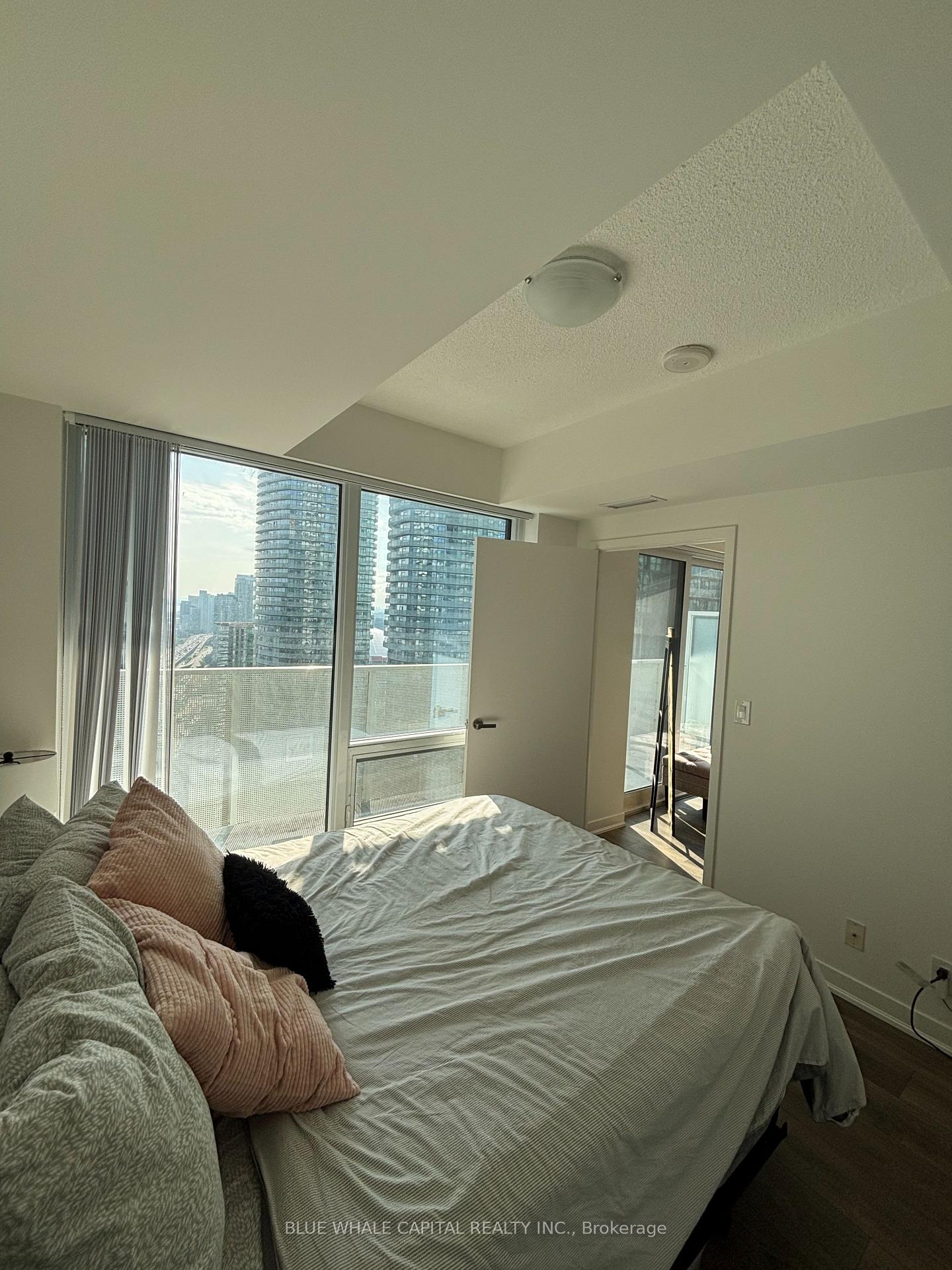 Photo 11 of Unit 3601, 100 Harbour Street, Toronto, Waterfront Communities — HOMEH