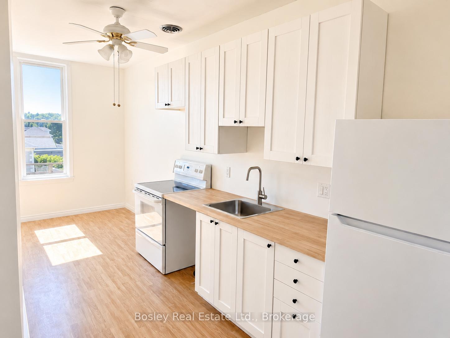 Front of Unit 3, 50 Sykes Street N