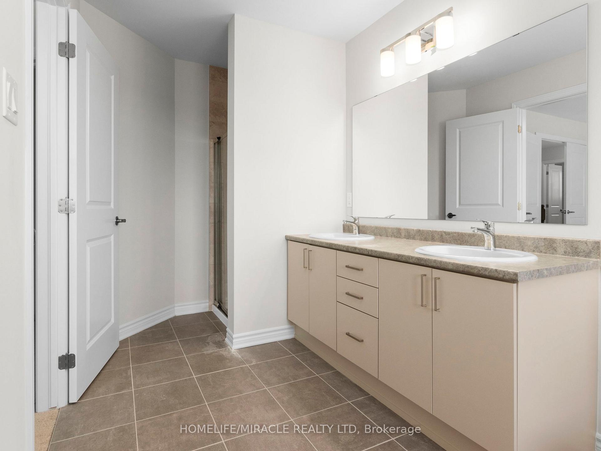 Photo 9 of 441 Fleet Canuck Private, Ottawa, Huntley Ward (South East) — HOMEH