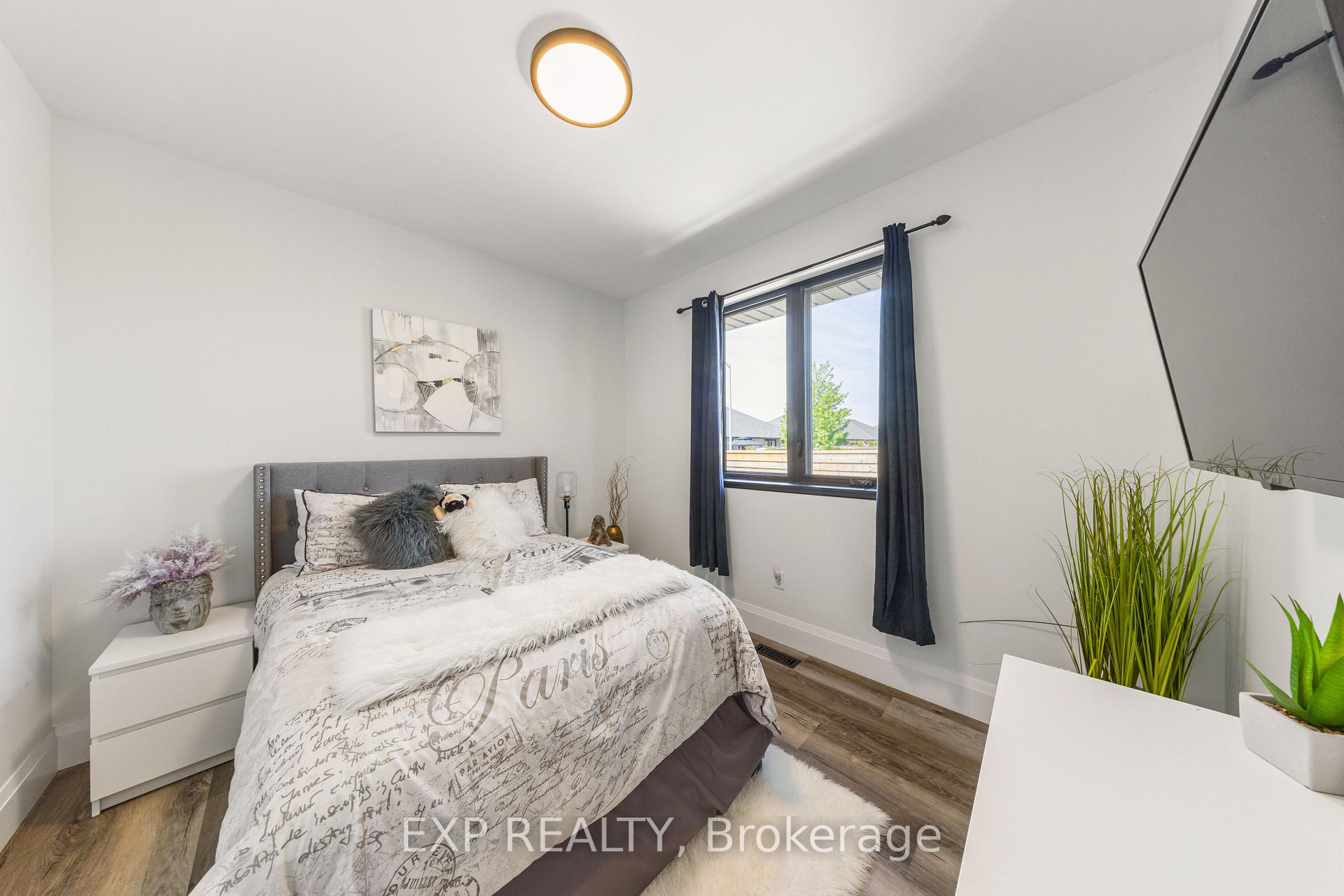 Photo 19 of 401 Rodriguez Drive, Sarnia — HOMEH