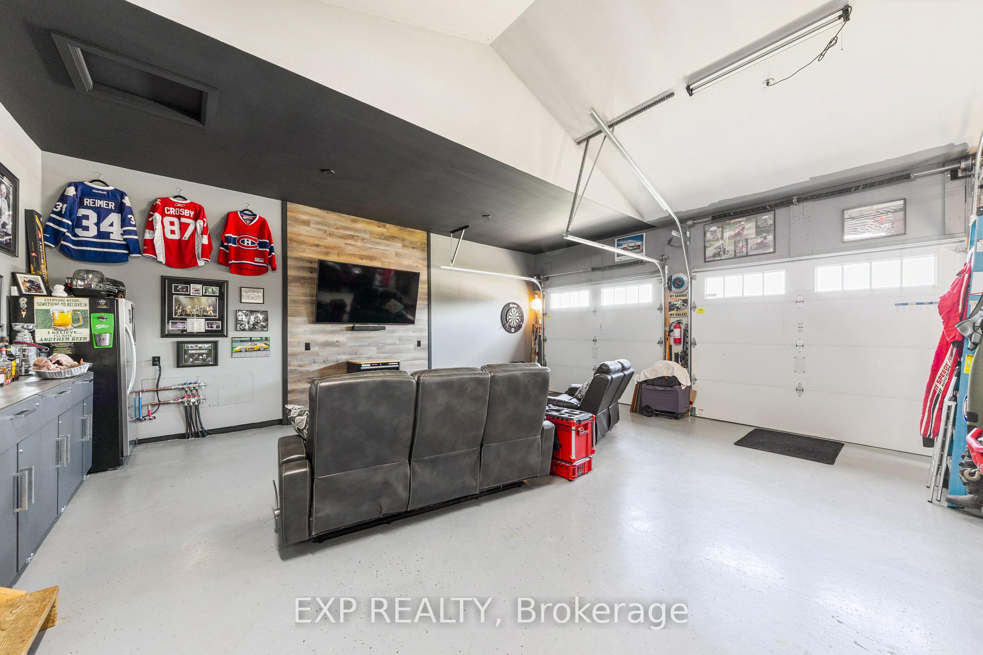 Photo 40 of 401 Rodriguez Drive, Sarnia — HOMEH