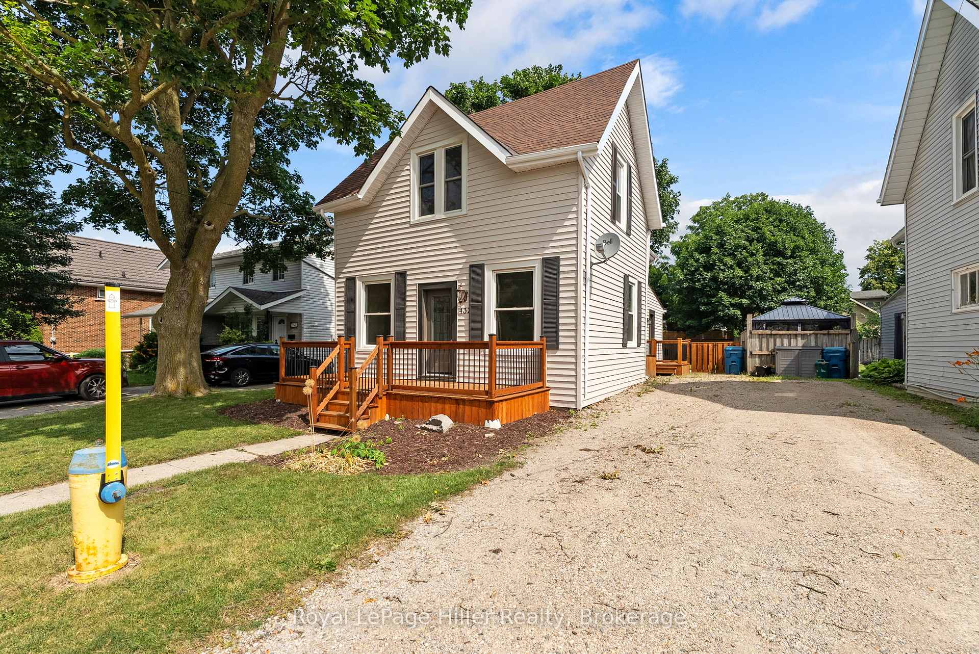 Photo 3 of 432 Albert Street, Stratford — HOMEH