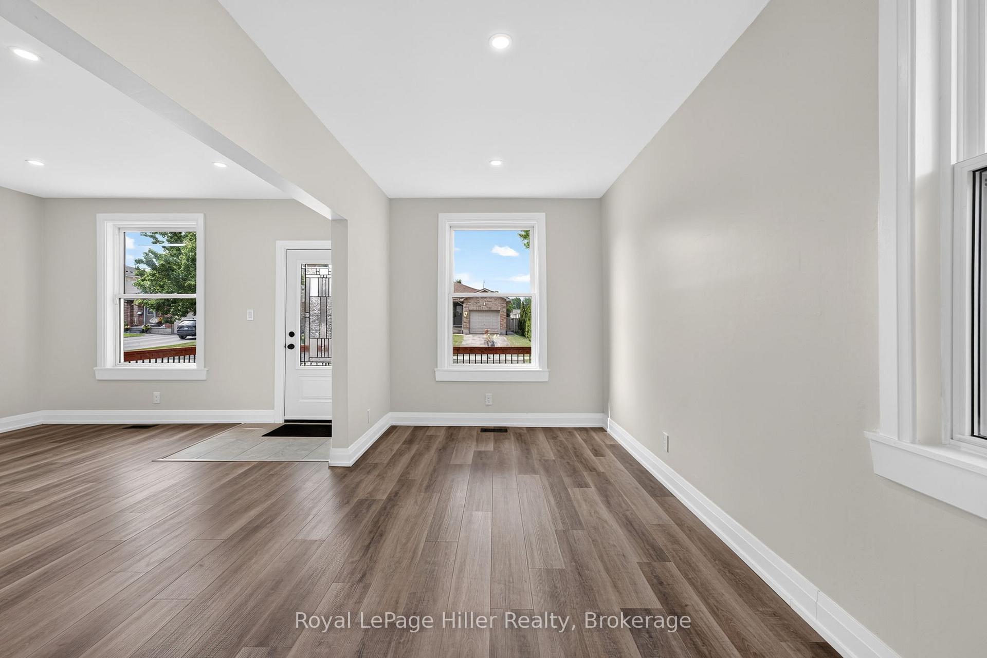 Photo 12 of 432 Albert Street, Stratford — HOMEH