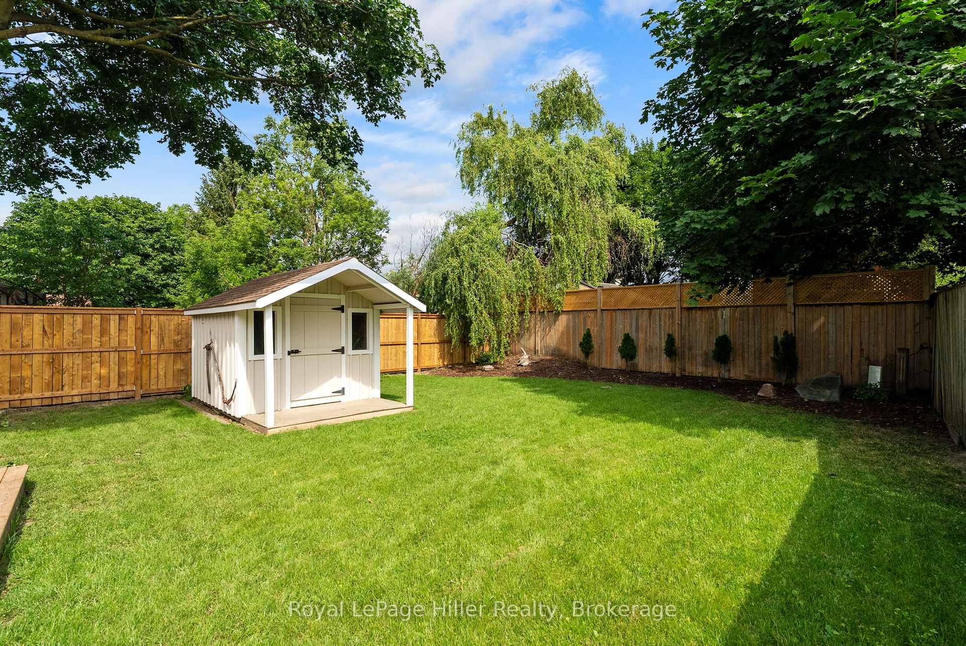 Photo 40 of 432 Albert Street, Stratford — HOMEH