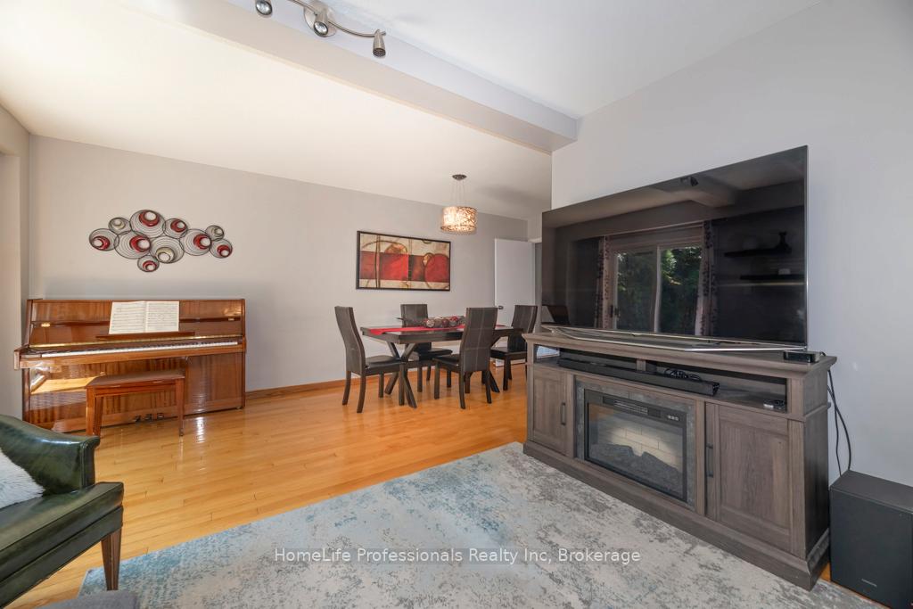 Photo 9 of 2960 Windjammer Road, Mississauga, Erin Mills — HOMEH