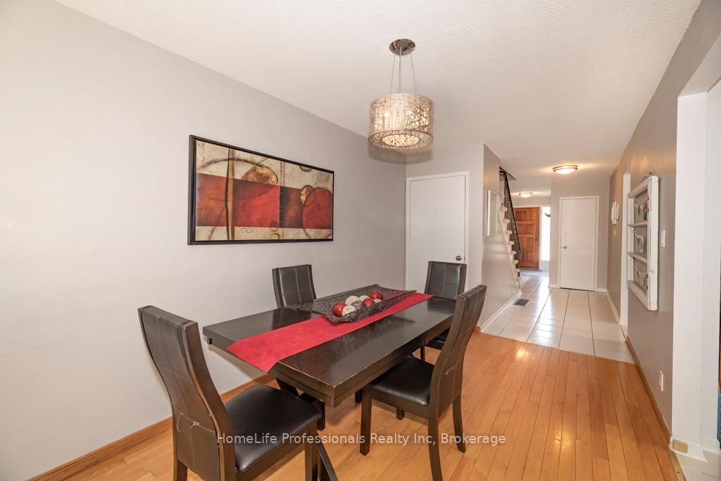 Photo 10 of 2960 Windjammer Road, Mississauga, Erin Mills — HOMEH