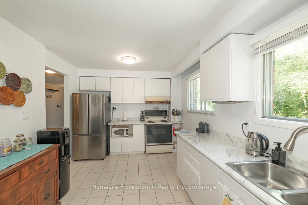 Photo 13 of 2960 Windjammer Road, Mississauga, Erin Mills — HOMEH