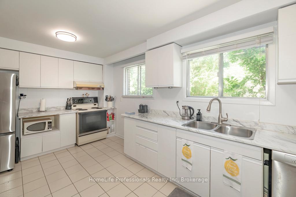 Photo 14 of 2960 Windjammer Road, Mississauga, Erin Mills — HOMEH