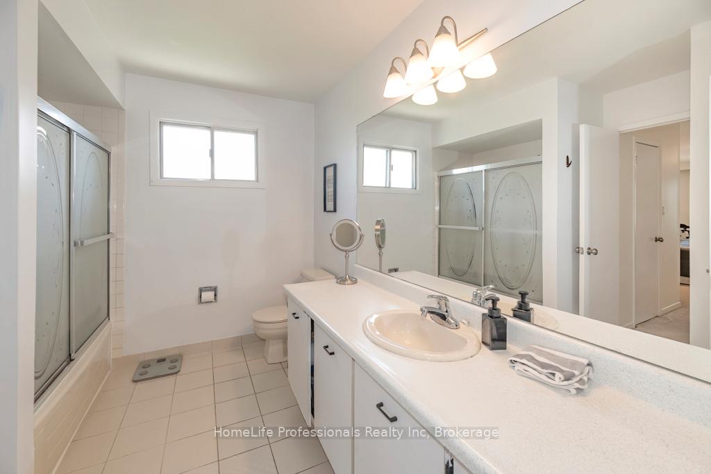 Photo 21 of 2960 Windjammer Road, Mississauga, Erin Mills — HOMEH