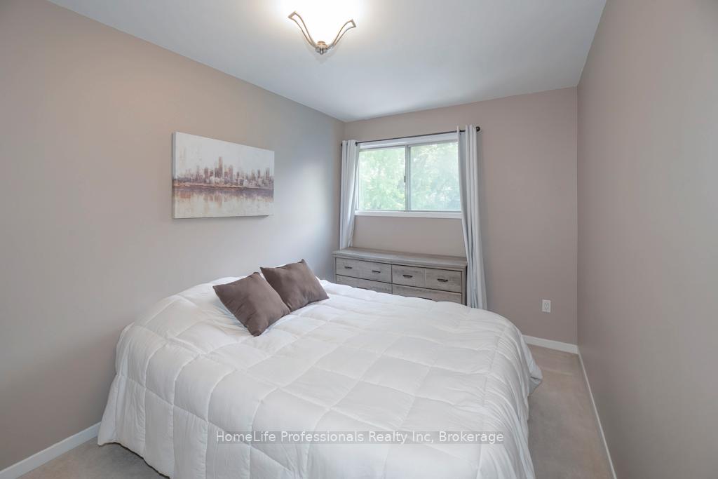 Photo 24 of 2960 Windjammer Road, Mississauga, Erin Mills — HOMEH