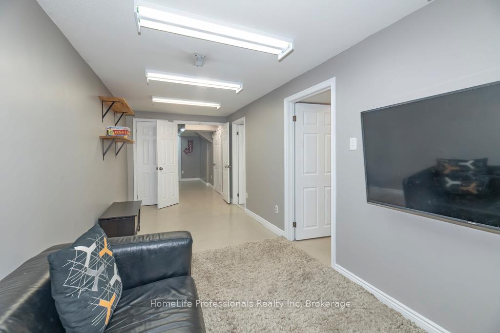 Photo 28 of 2960 Windjammer Road, Mississauga, Erin Mills — HOMEH