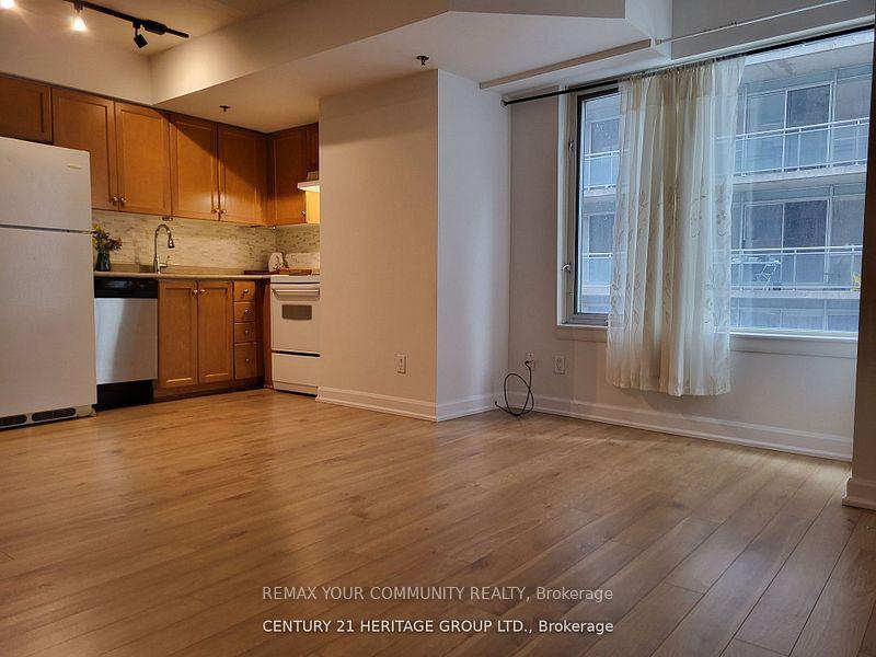 Photo 4 of Unit 608, 210 Victoria Street, Toronto, Church-Yonge Corridor — HOMEH