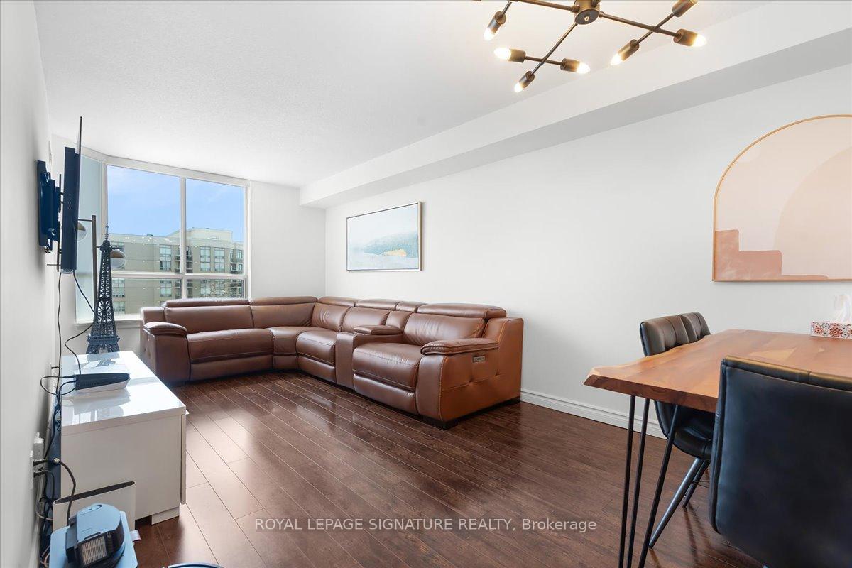Photo 8 of Unit 721, 1700 Eglinton Avenue E, North York, Victoria Village — HOMEH