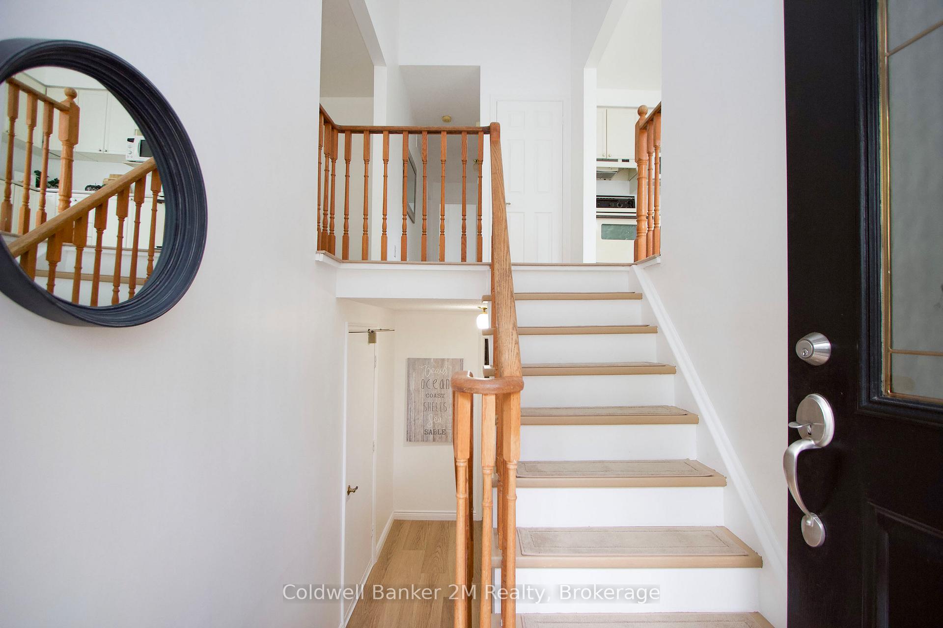Photo 3 of 42 Kintyre Street, Clarington, Courtice — HOMEH