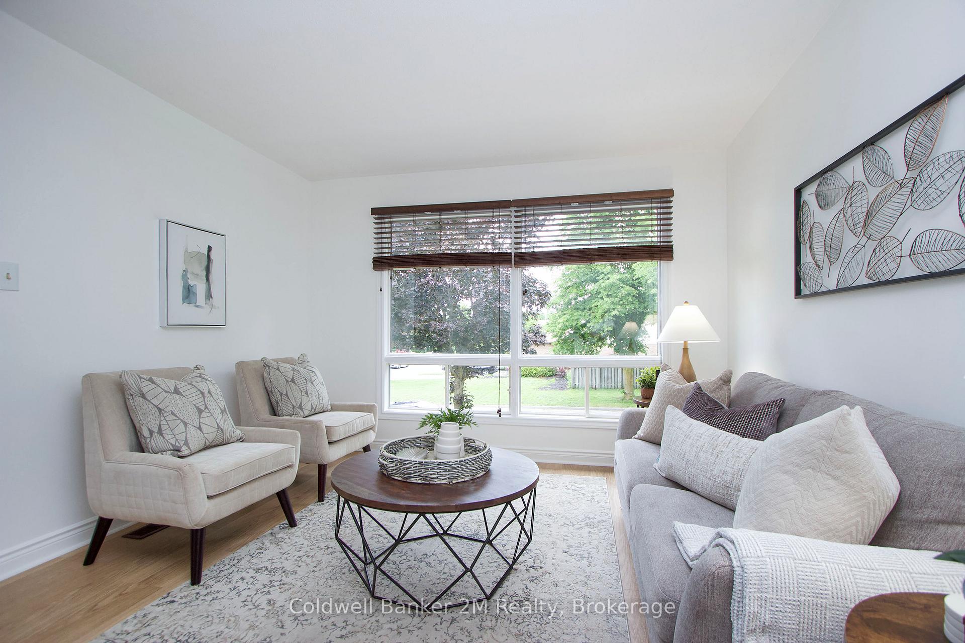 Photo 7 of 42 Kintyre Street, Clarington, Courtice — HOMEH