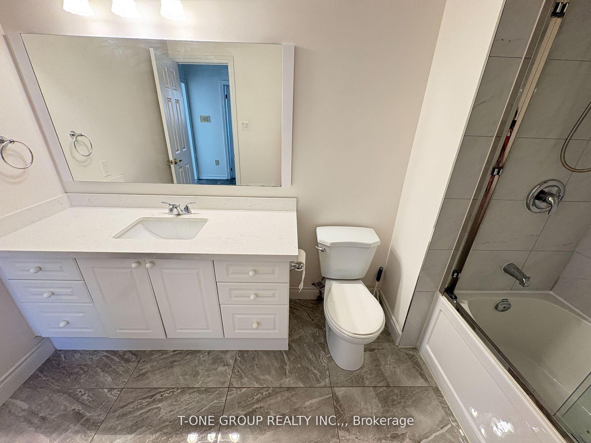 Photo 12 of Unit Upper Fl, 34 Navaho Drive, North York, Pleasant View — HOMEH