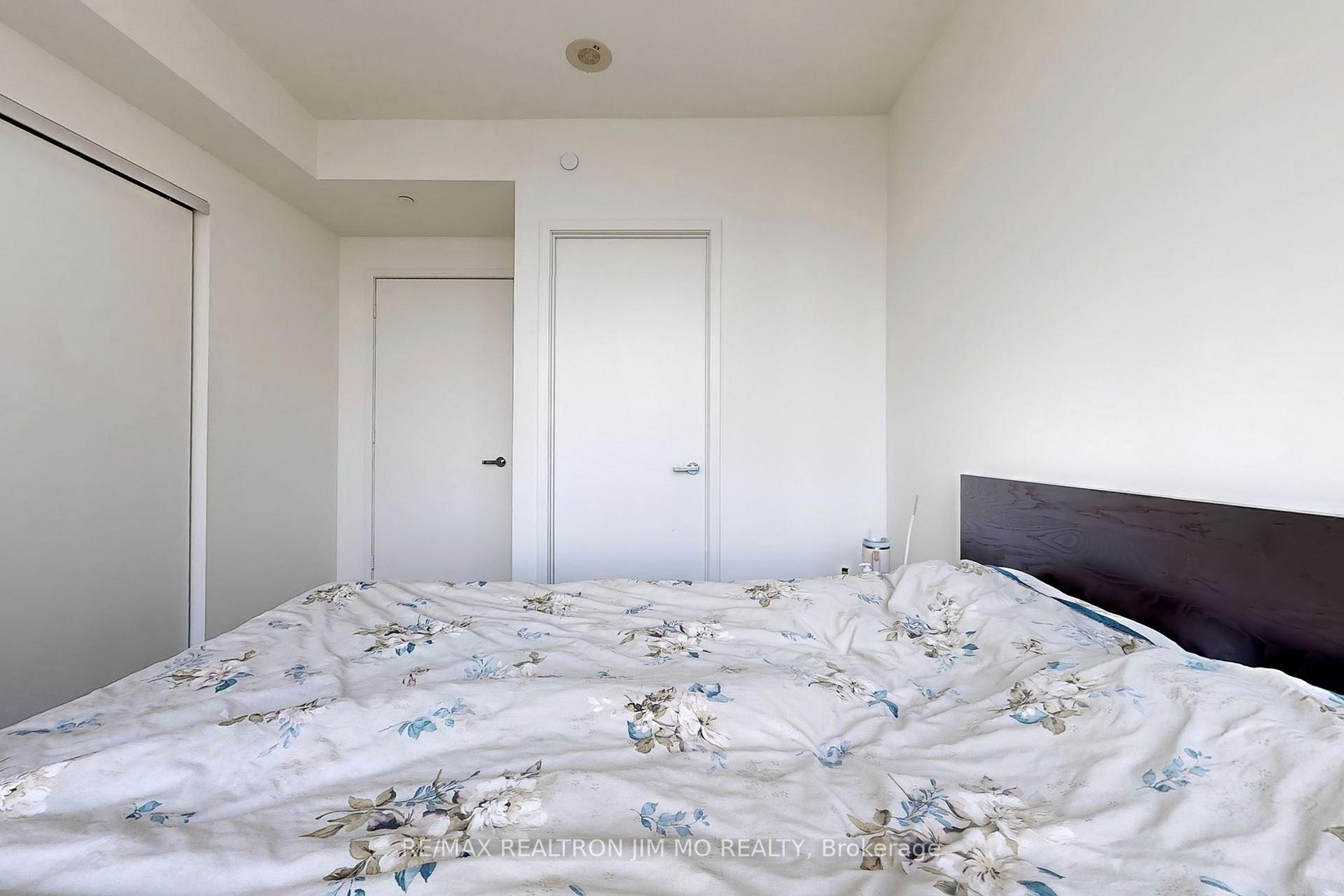 Photo 11 of Unit 2304, 1 Bloor Street E, Toronto, Church-Yonge Corridor — HOMEH