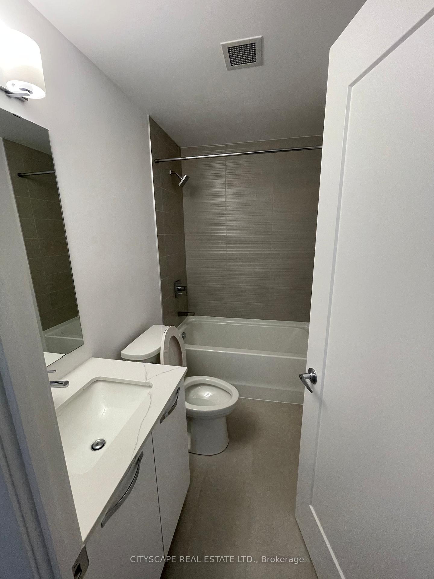 Photo 4 of Unit 1816, 75 James Street, Hamilton, Corktown — HOMEH