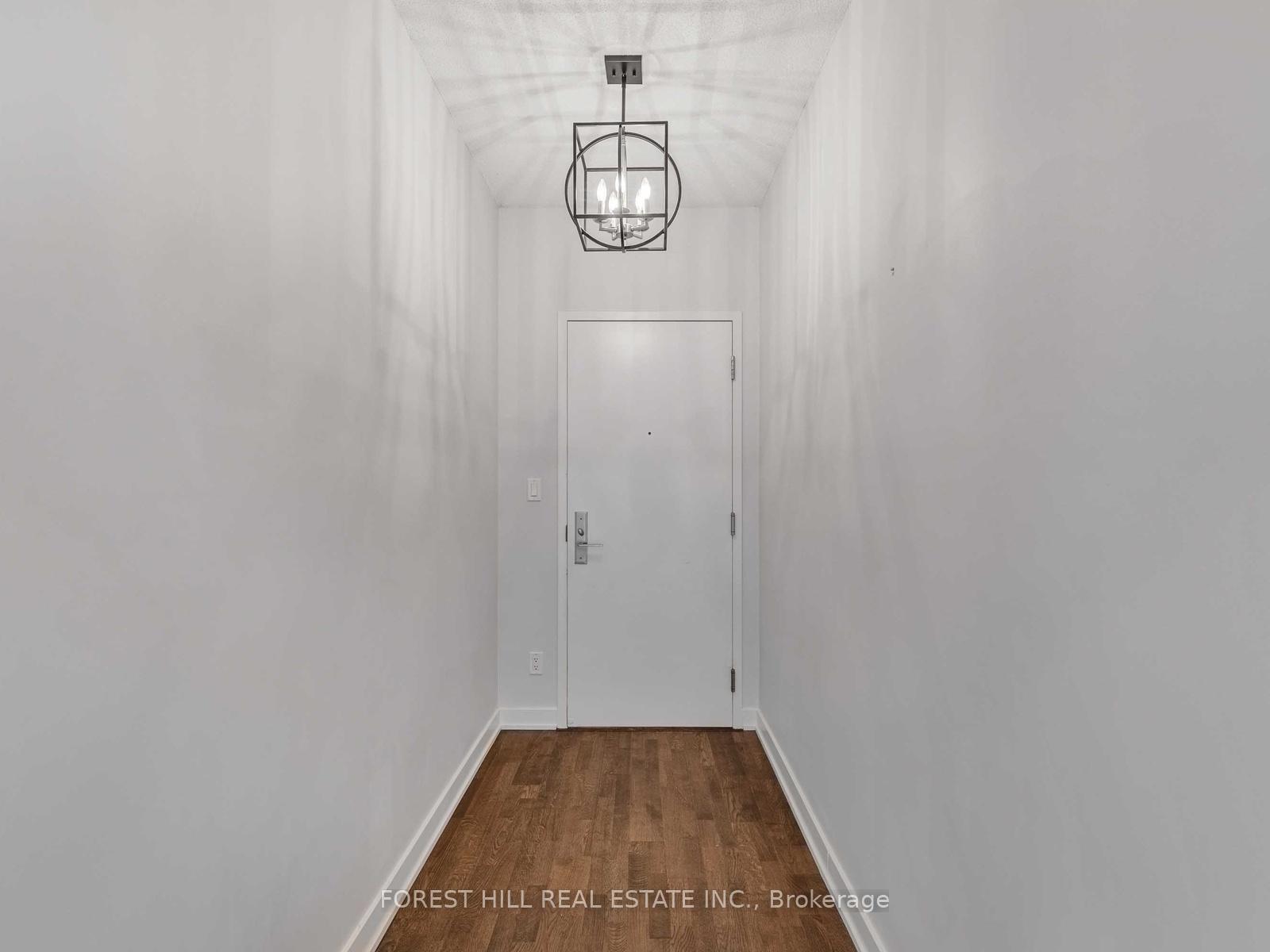 Photo 3 of Unit 1407, 126 Simcoe Street, Toronto, Waterfront Communities — HOMEH