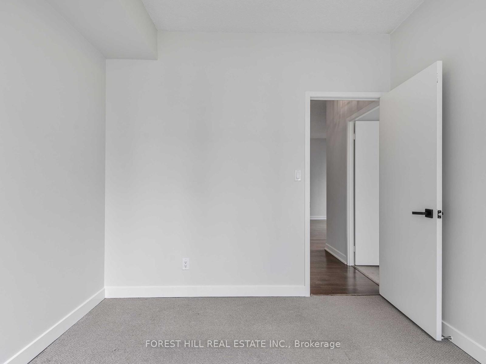 Photo 15 of Unit 1407, 126 Simcoe Street, Toronto, Waterfront Communities — HOMEH