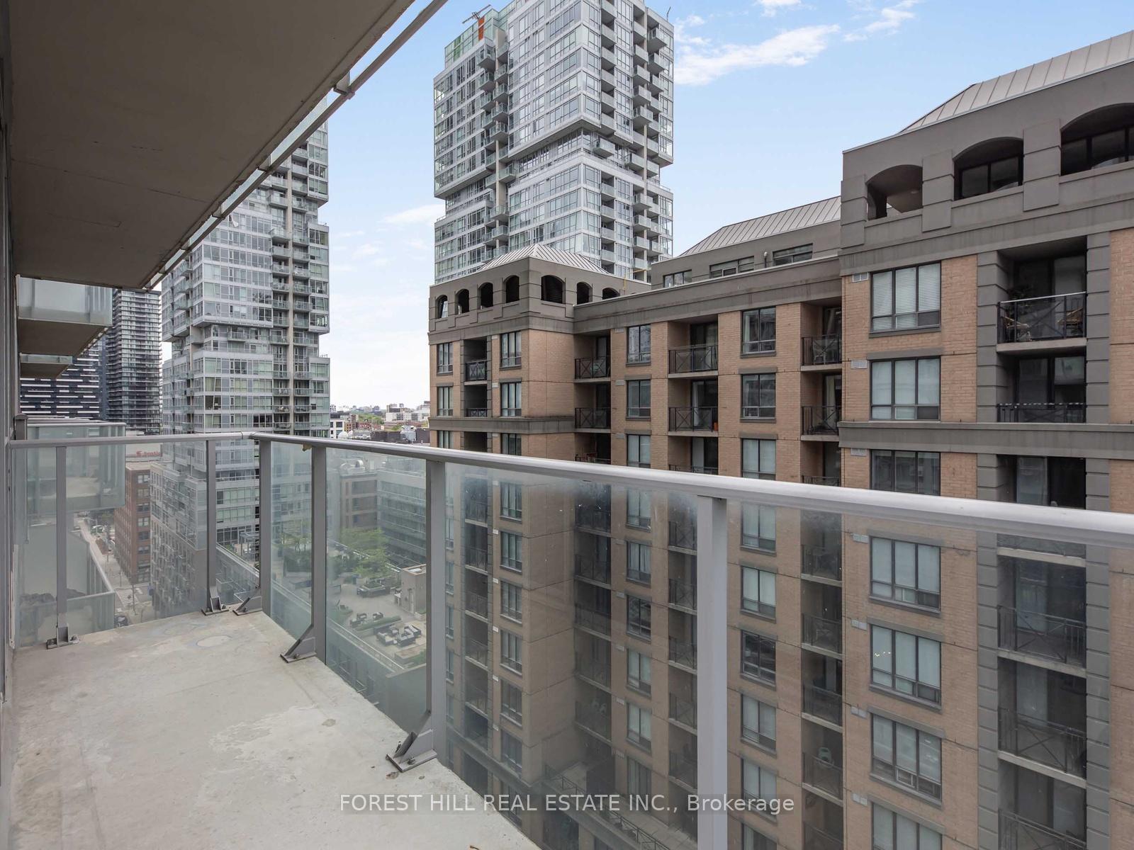 Photo 24 of Unit 1407, 126 Simcoe Street, Toronto, Waterfront Communities — HOMEH