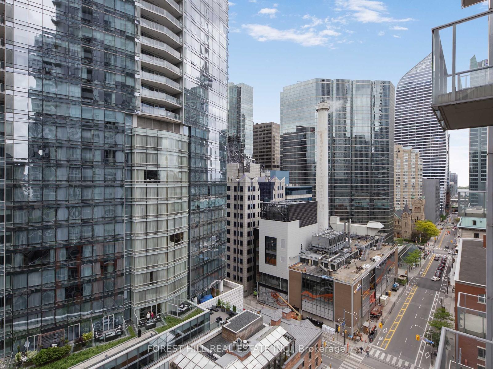 Photo 27 of Unit 1407, 126 Simcoe Street, Toronto, Waterfront Communities — HOMEH