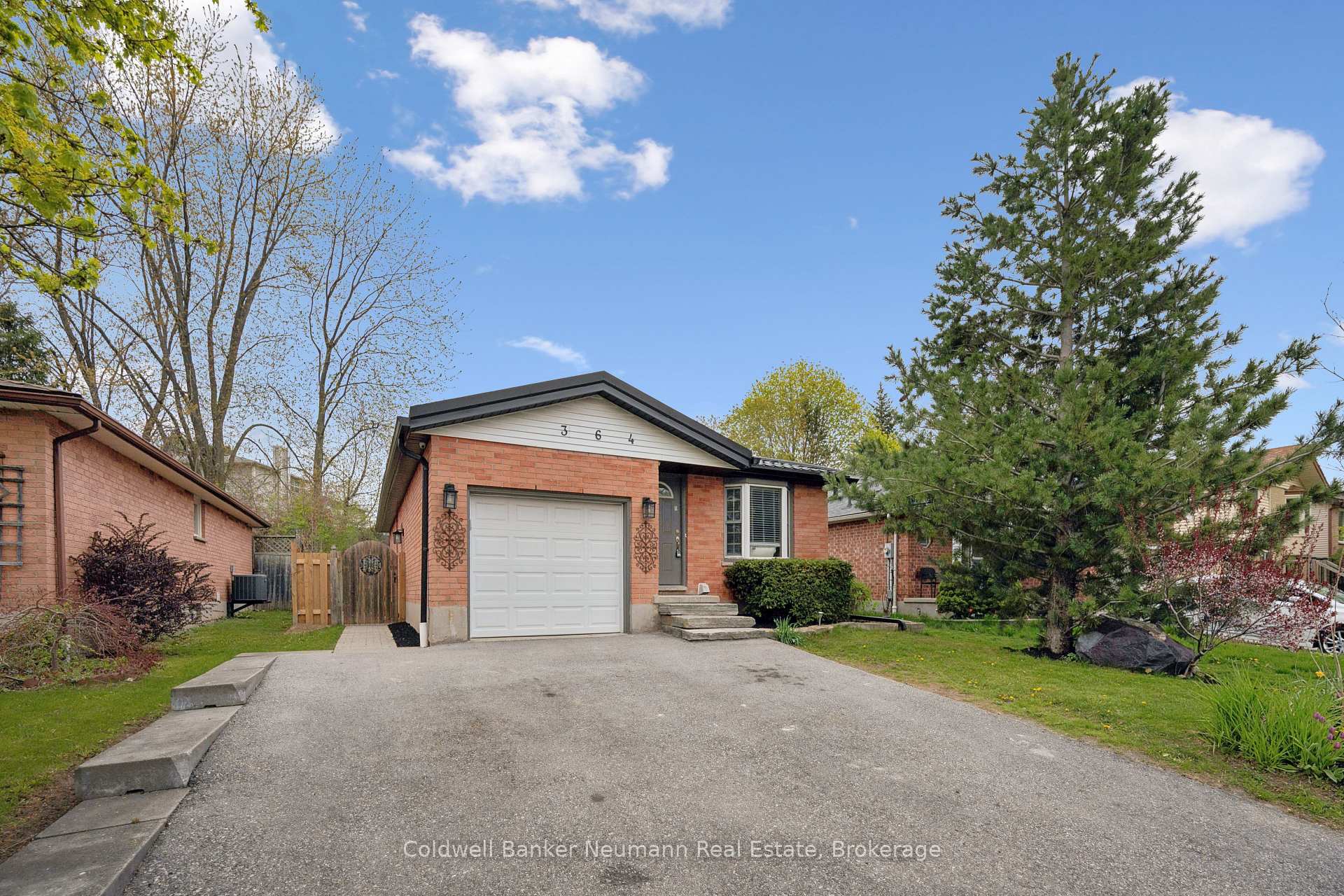 Photo 1 of Unit 2, 364 Imperial Road S, Guelph, Willow West/Sugarbush/West Acres — HOMEH