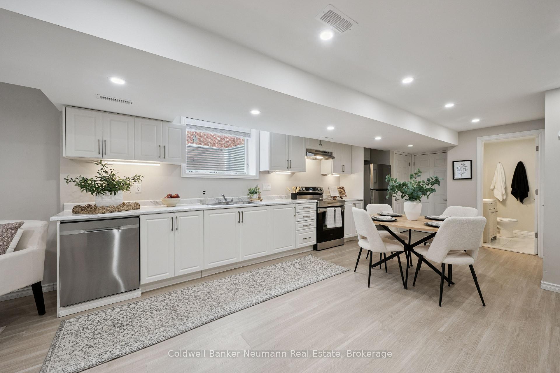 Photo 8 of Unit 2, 364 Imperial Road S, Guelph, Willow West/Sugarbush/West Acres — HOMEH
