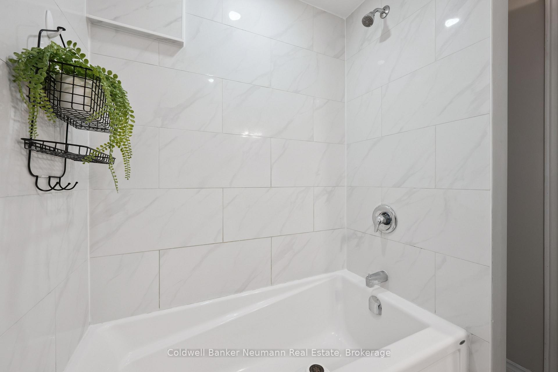 Photo 15 of Unit 2, 364 Imperial Road S, Guelph, Willow West/Sugarbush/West Acres — HOMEH