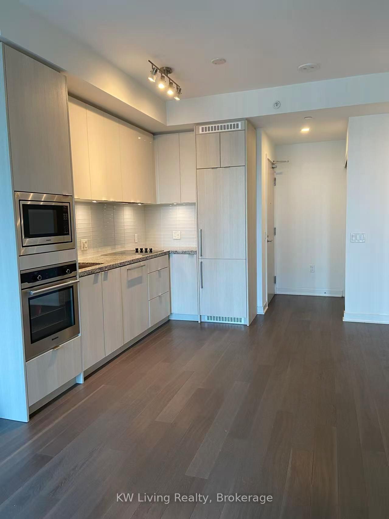 Photo 4 of Unit 2707, 115 Blue Jays Way, Toronto, Waterfront Communities — HOMEH