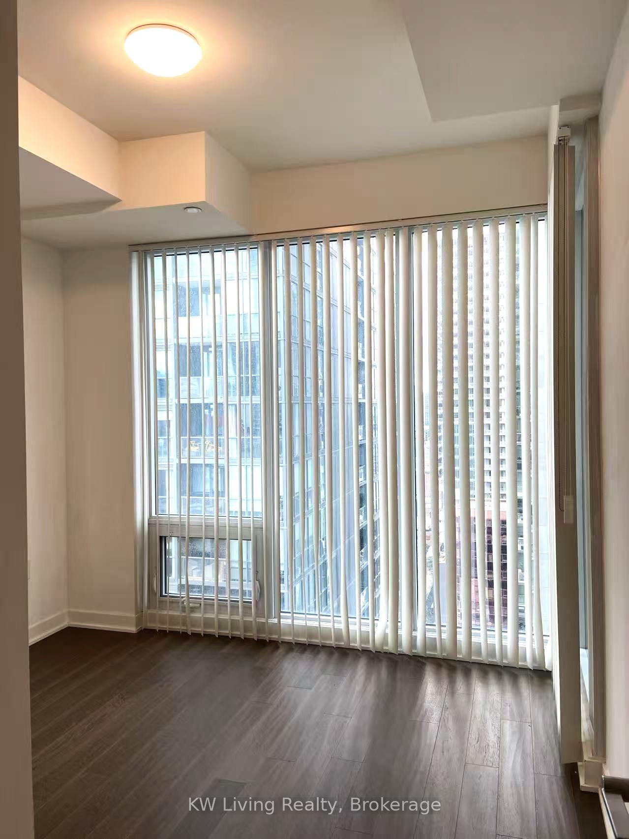 Photo 9 of Unit 2707, 115 Blue Jays Way, Toronto, Waterfront Communities — HOMEH